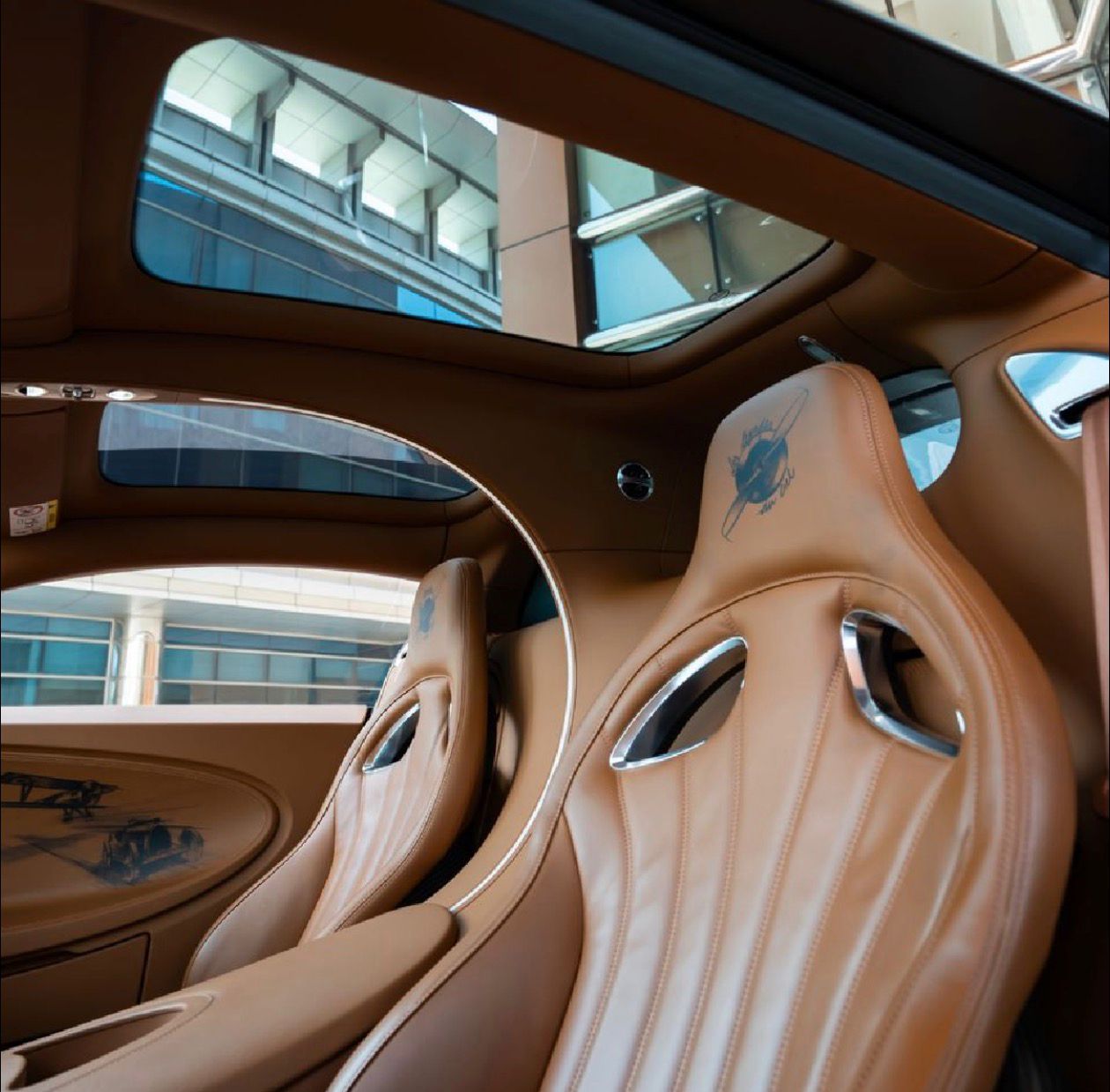 BUGATTI CHRION LES gallery image 4