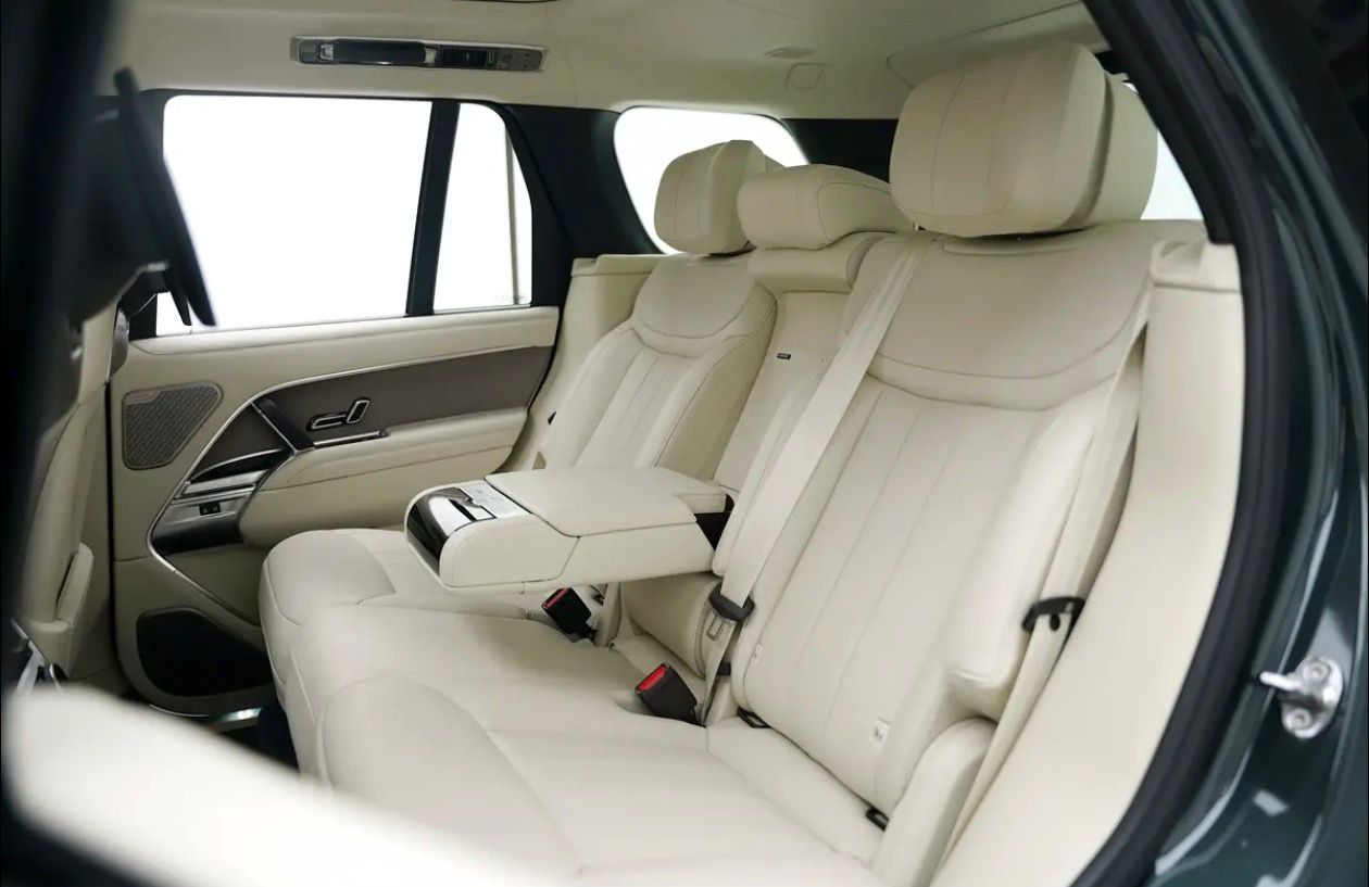Land Rover Range Rover Autobiography gallery image 3