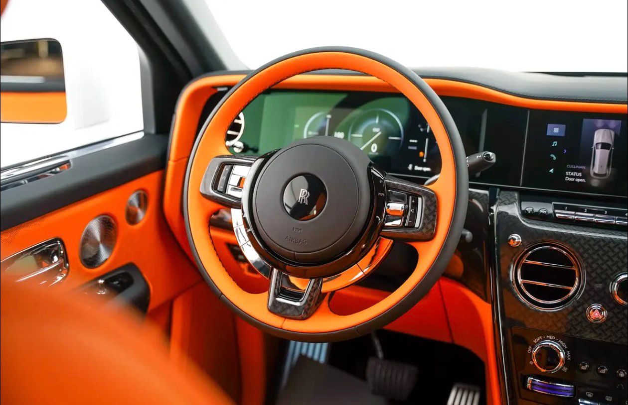 Rolls-Royce Cullinan Black Badge gallery image 3