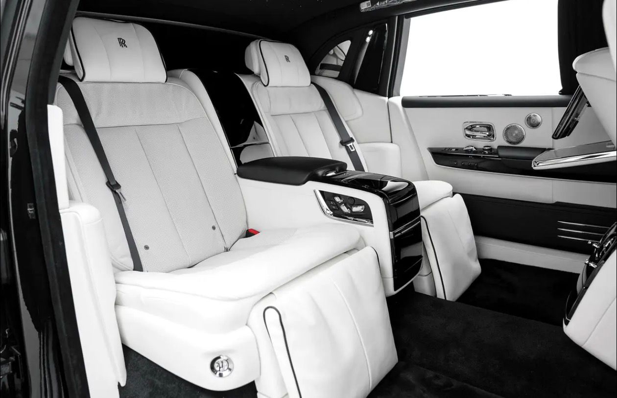 Rolls-Royce Phantom Extended Wheel Base gallery image 2